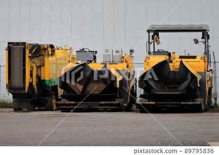 Asphalt finisher image 89795836