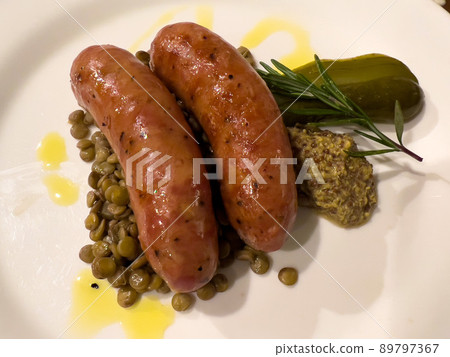 Coarse ground wiener sausage Coarse ground wiener sausage 89797367