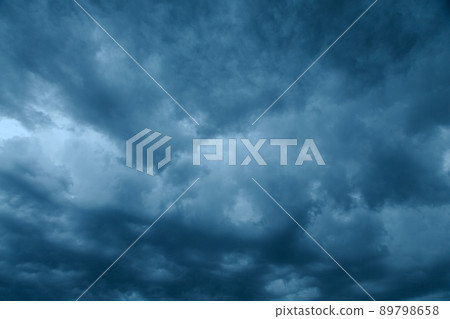 Stormy clouds in the sky Stormy clouds in the sky 89798658