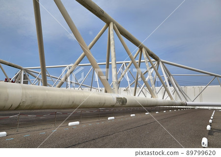 Structure of a movable flood barrier gate 89799620