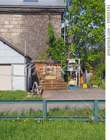 Jazz cafe along the old Temiya line in Otaru 89800191