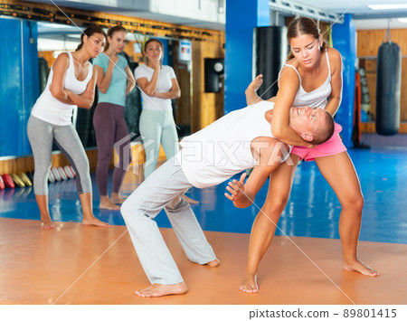 Women's self protection training 89801415