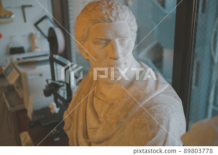 藝術學校預備學校 藝術學校預備學校 89803778