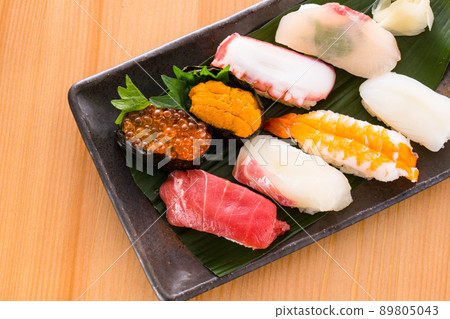 Sushi  89805043