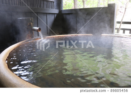 Kumamoto hot spring, luxury inn, room bath, hot spring image Kumamoto hot spring, luxury inn, room bath, hot spring image 89805456