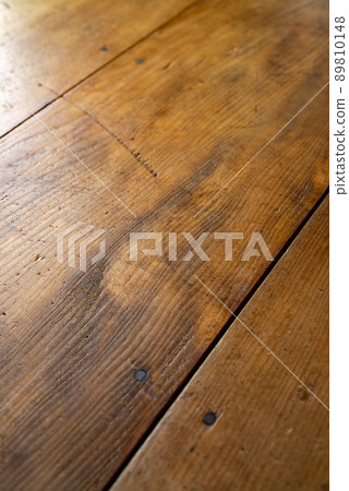 Tasteful wood grain table 89810148