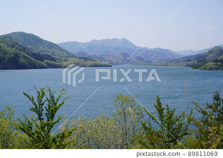 Scenery of Shichikashuku Dam (Shichikashuku Town, Katta District, Miyagi Prefecture) 89811069