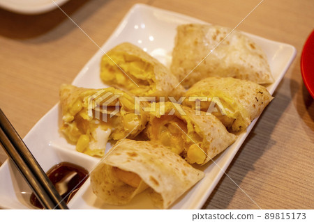 台灣美食，蛋餅，玉米蛋餅，台湾料理、卵ケーキ、トルティーヤ、egg cakes, tortillas 89815173