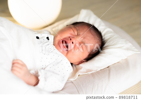夜哭寶寶睡眠倒退 89818711