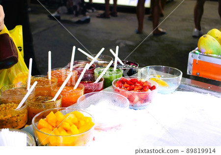 Stone ice made at a stall Stone ice made at a stall 89819914