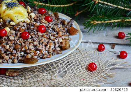 Traditional Ukrainian food 89820725