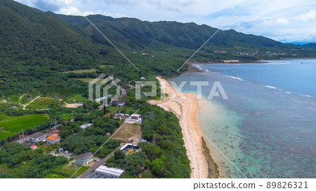 [Aerial view] Ishigaki Island Yonehara Beach 89826321