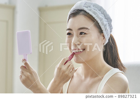美容,美容,護膚,基礎妝容,房子,房子,少婦,韓語 美容,美容,護膚,基礎妝容,房子,房子,少婦,韓語 89827321