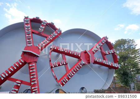 Huge excavator on display (Shield Machine Retro Denshakan, Nisshin City, Aichi Prefecture) Huge excavator on display (Shield Machine Retro Denshakan, Nisshin City, Aichi Prefecture) 89831500