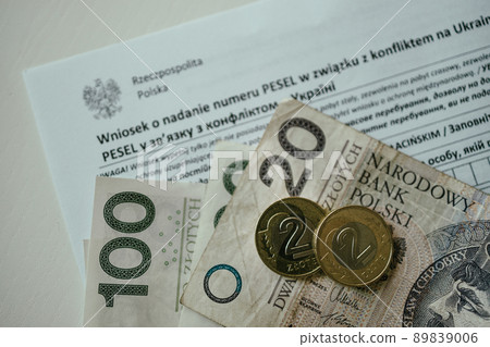 PESEL. State Polish aid for Ukraine refugees. Official personal document PESEL. State Polish aid for Ukraine refugees. Official personal document 89839006