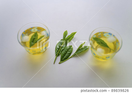 Have the new tea chilled 89839826