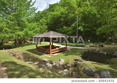 兵庫縣立筱山之森公園 東屋休息區 戲水溪流 89842438