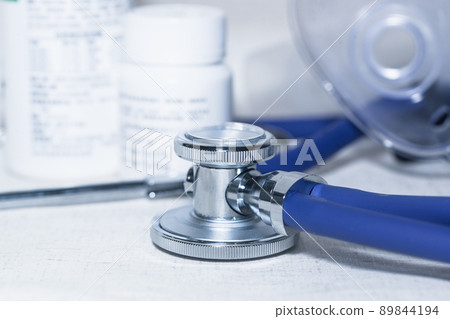 壹 Individual stethoscope on the stamen, stamen bottle stamen medical supplies 壹 Individual stethoscope on the stamen, stamen bottle stamen medical supplies 89844194