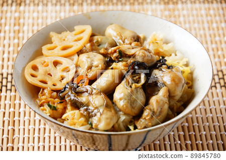 Oyster rice Japanese food 89845780