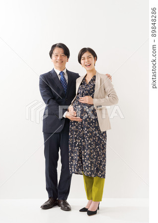 已婚夫婦產假 已婚夫婦產假 89848286