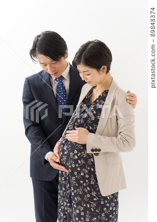 Married couple maternity 89848374