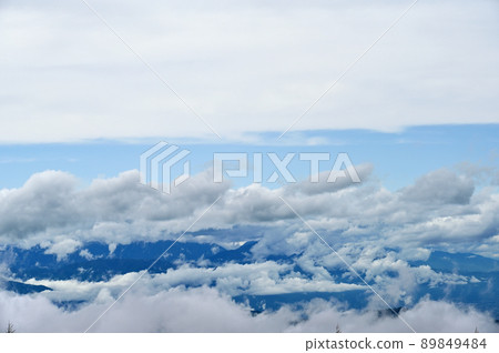 Sea of clouds from Mt. Fuji observatory Sea of clouds from Mt. Fuji observatory 89849484