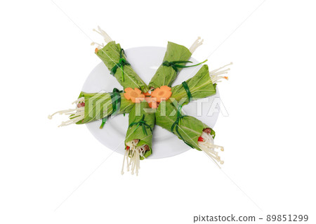 Cabbage, mushroom rolls with beef, used to eat hot pot 89851299