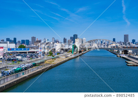 從安吉川河口附近看到的大阪市 89852485