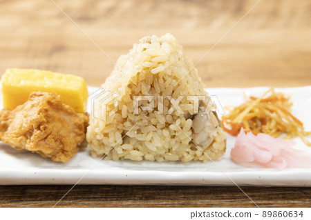 雞肉飯糰 89860634