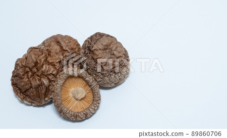 乾香菇和乾香菇 89860706