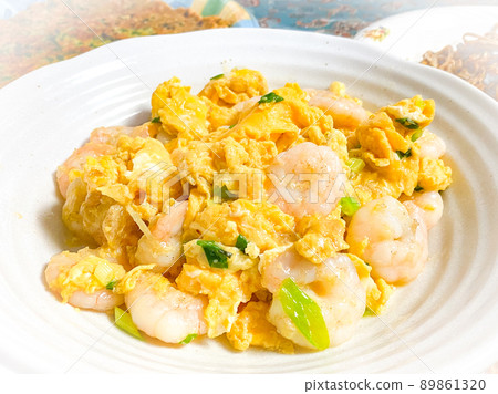 Chinese home-cooked Scrambled eggs (stir-fried shrimp and eggs) Chinese home-cooked Scrambled eggs (stir-fried shrimp and eggs) 89861320