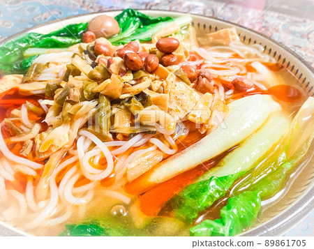 Chinese Yunnan Cuisine, Luo Si Hung 89861705