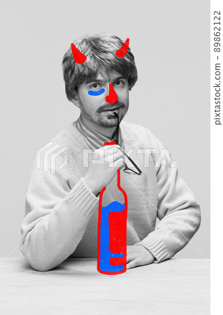 Contemporary artwork. Monochrome portrait of young strange man with bright drawings, doodles. Concept of art, creation, aspiration, humor, caricature. Vintage, retro style Contemporary artwork. Monochrome portrait of young strange man with bright drawings, doodles. Concept of art, creation, aspiration, humor, caricature. Vintage, retro style 89862122