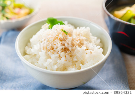 塔拉的電飯飯 塔拉的電飯飯 89864321