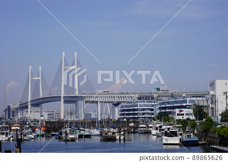 Yokohama Bay Bridge Yokohama Bay Bridge 89865626