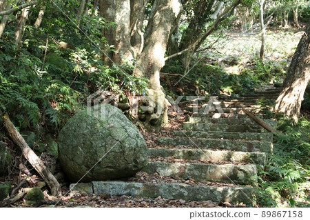 Rocks sitting on the promenade of Tategasaki Rocks sitting on the promenade of Tategasaki 89867158