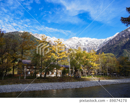 Kamikochi (late autumn) 89874278