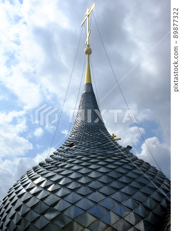 The domes of the Orthodox Church, removed during the restoration. 89877322