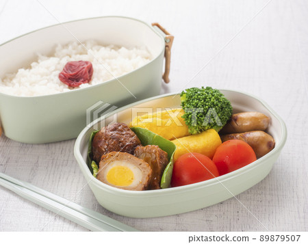 Two-stage lunch Two-stage lunch 89879507