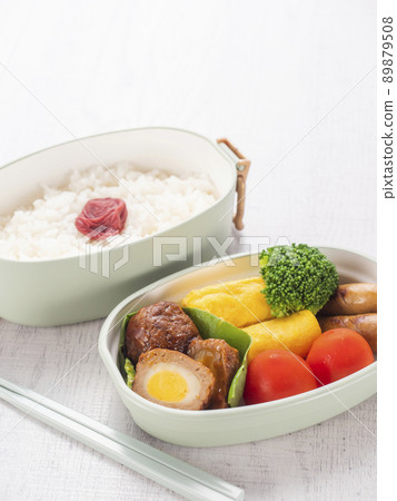 Two-stage lunch 89879508