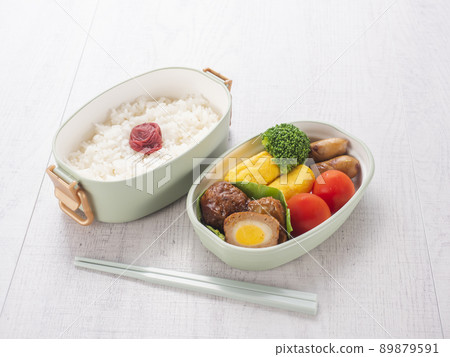 Two-stage lunch Two-stage lunch 89879591