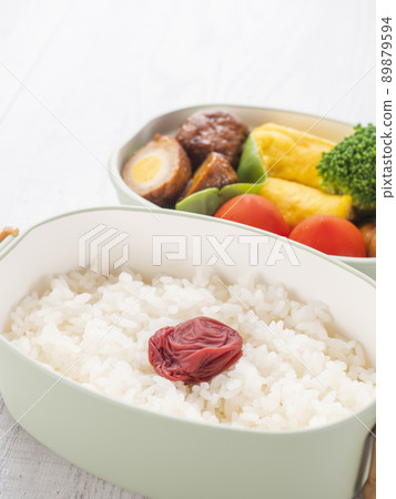 兩個階段的午餐 兩個階段的午餐 89879594