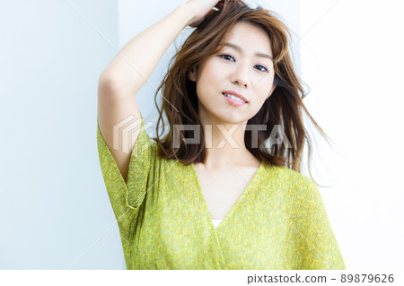 白背連體女 白背連體女 89879626