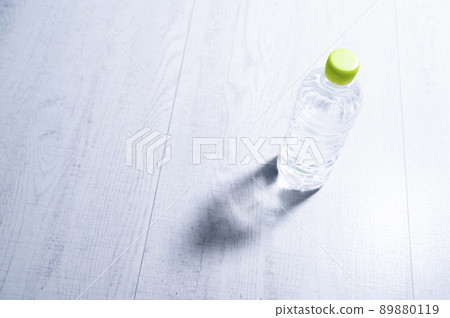 PET bottle water PET bottle water 89880119