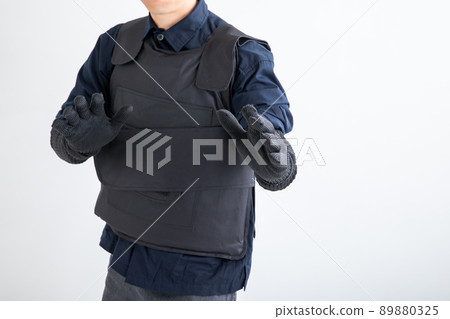 A man with a knife Crime prevention A man with a knife Crime prevention 89880325