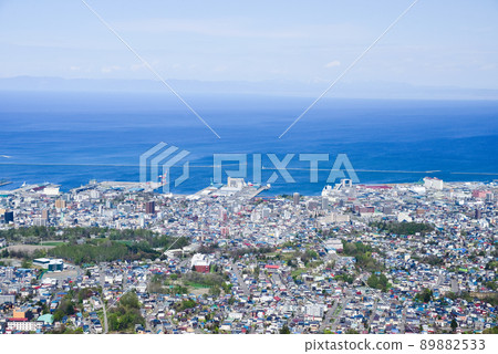 Otaru city view seen from Mt. Tengu 89882533