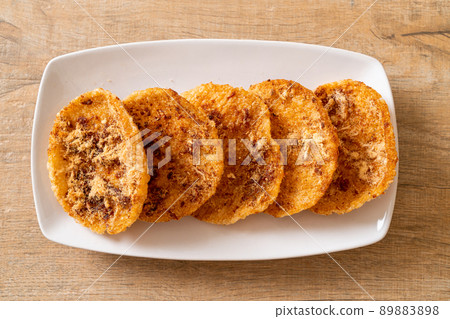 Dried shredded pork Rice cracker Dried shredded pork Rice cracker 89883898