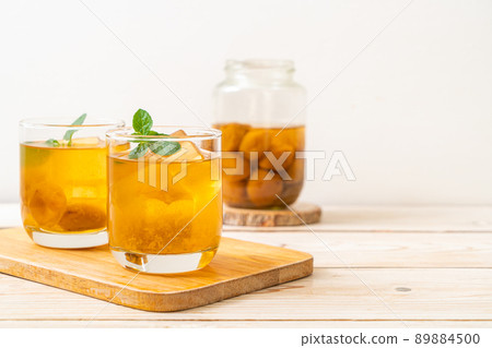Chinese plum juice 89884500