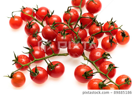 Vegetables and vegetarian diet concept. Bunch of cherry tomatoes 89885186