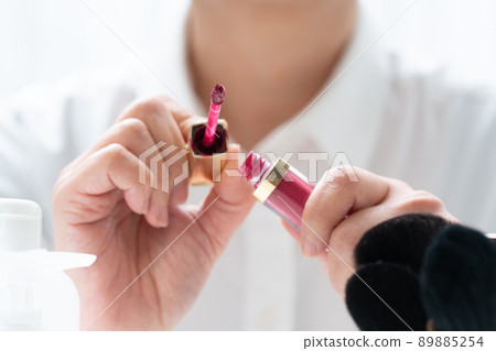 化妝光澤在手 化妝光澤在手 89885254